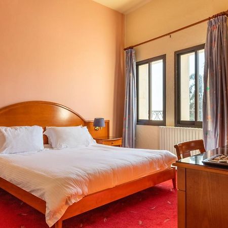 Rami Hotel Fālūghā Bagian luar foto