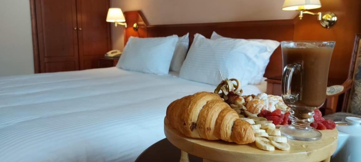 Rami Hotel Fālūghā Bagian luar foto