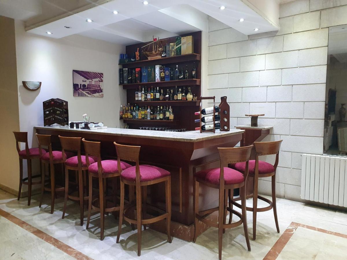 Rami Hotel Fālūghā Bagian luar foto