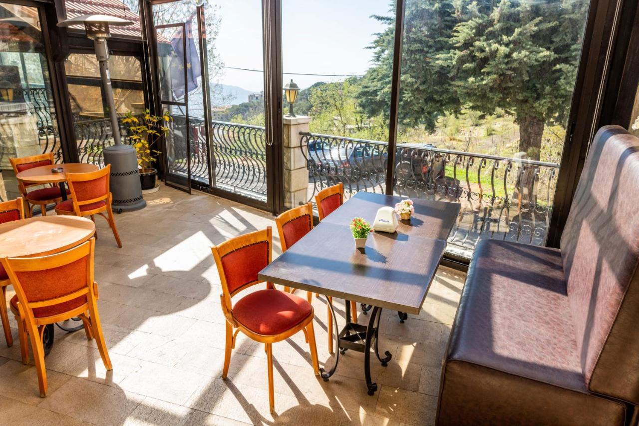 Rami Hotel Fālūghā Bagian luar foto