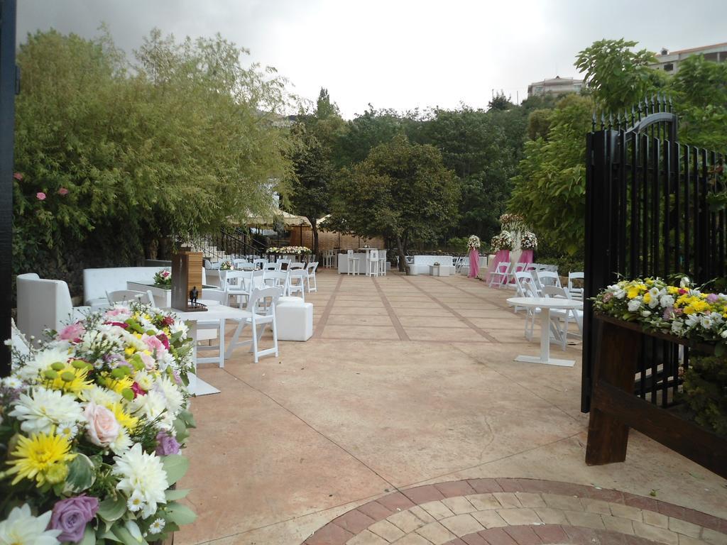 Rami Hotel Fālūghā Bagian luar foto
