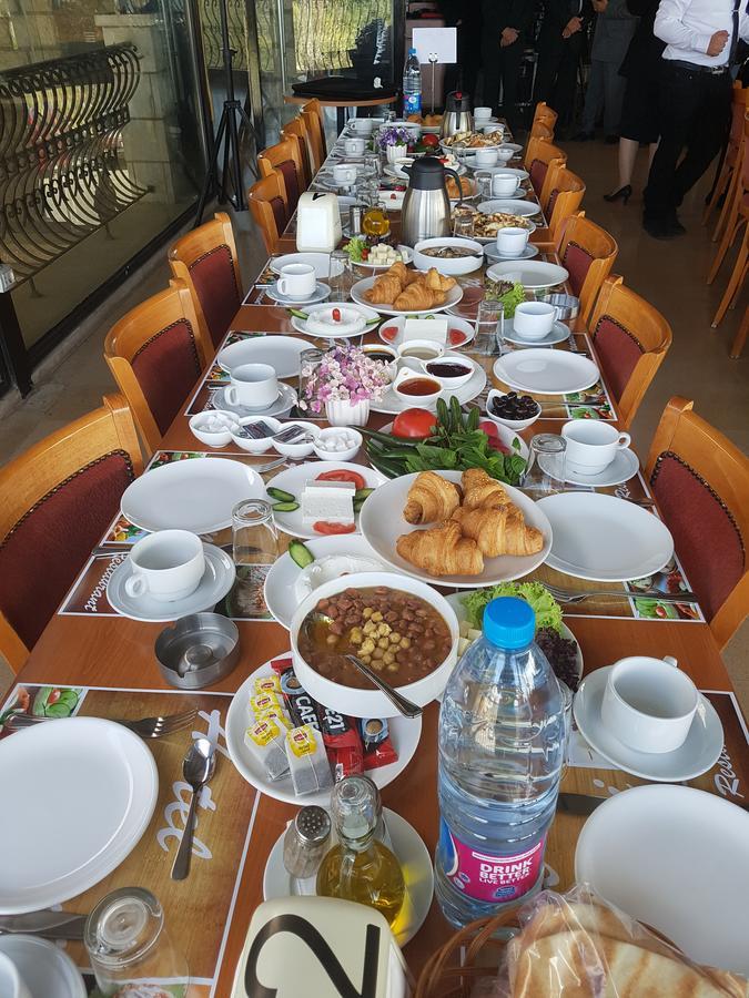 Rami Hotel Fālūghā Bagian luar foto