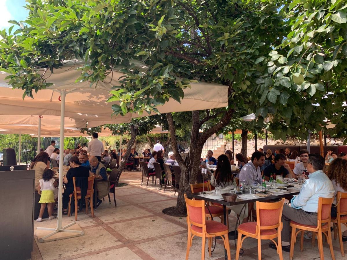 Rami Hotel Fālūghā Bagian luar foto